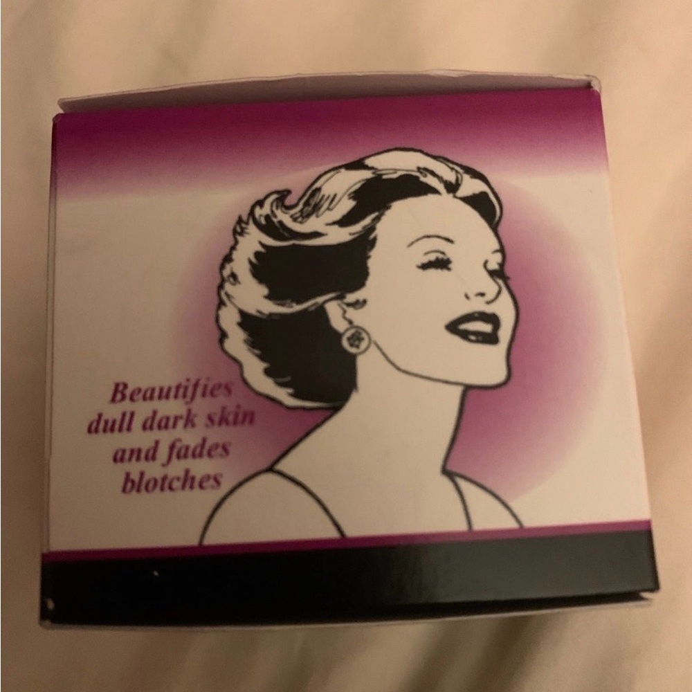 Silken Deluxe Bleaching Cream Toner - Pink/White - Picture 3 of 5